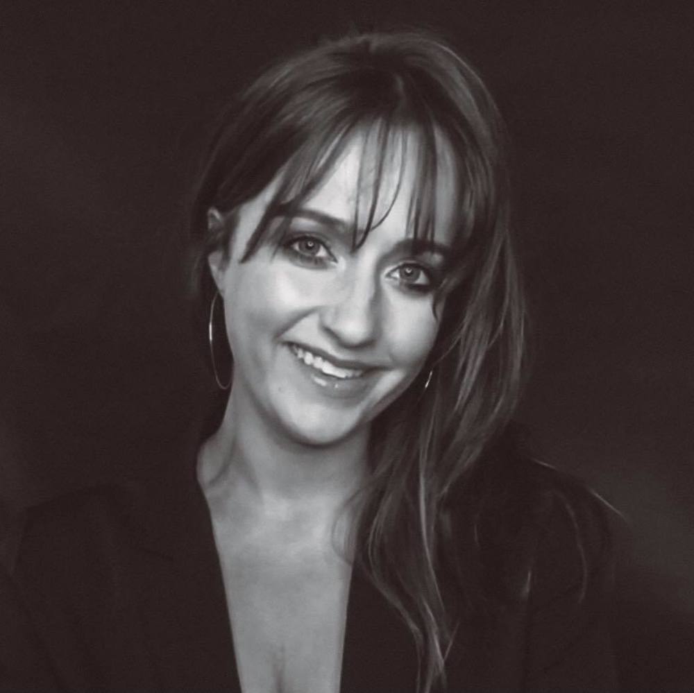 Meet your Posher, Blaire